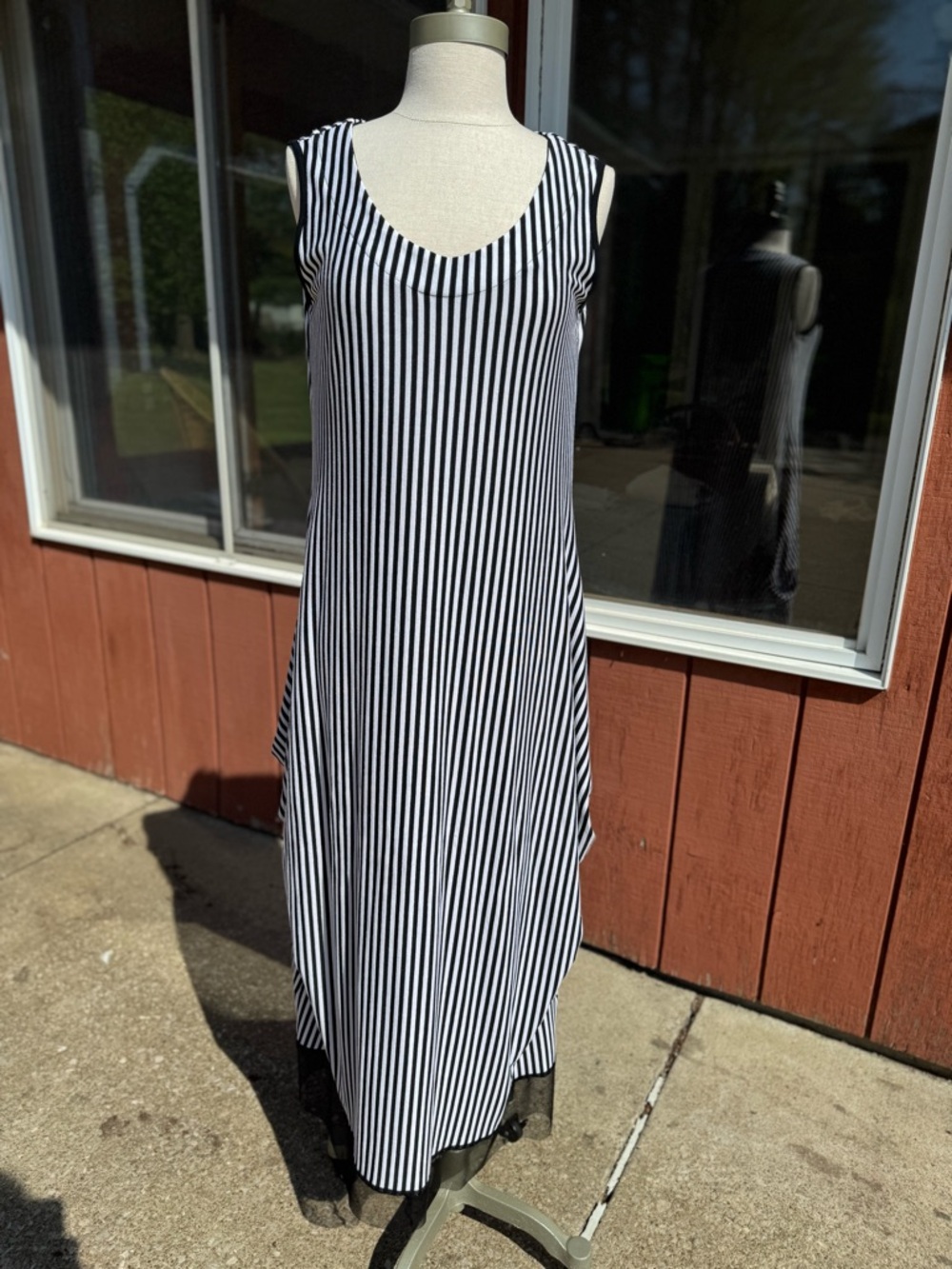 Luukaa Striped Maxi Dress – Draped Detail – Size 1 (US 6/8) 🖤